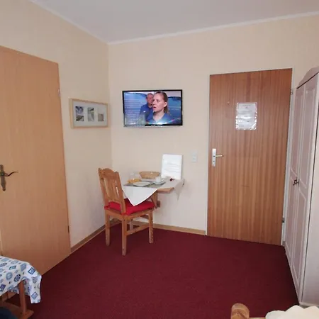 Haus Am Kurpark 17 Apartmán *